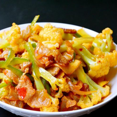 Cauliflower with Pork Slices