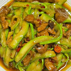 Minced Pork with Zucchini