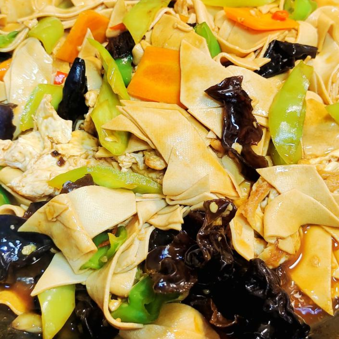 千张三鲜 (Tofu Skin with Assorted Veggies)