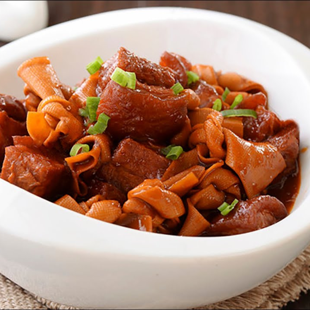 红烧肉百叶结（Braised Pork Belly with Tofu Knots）