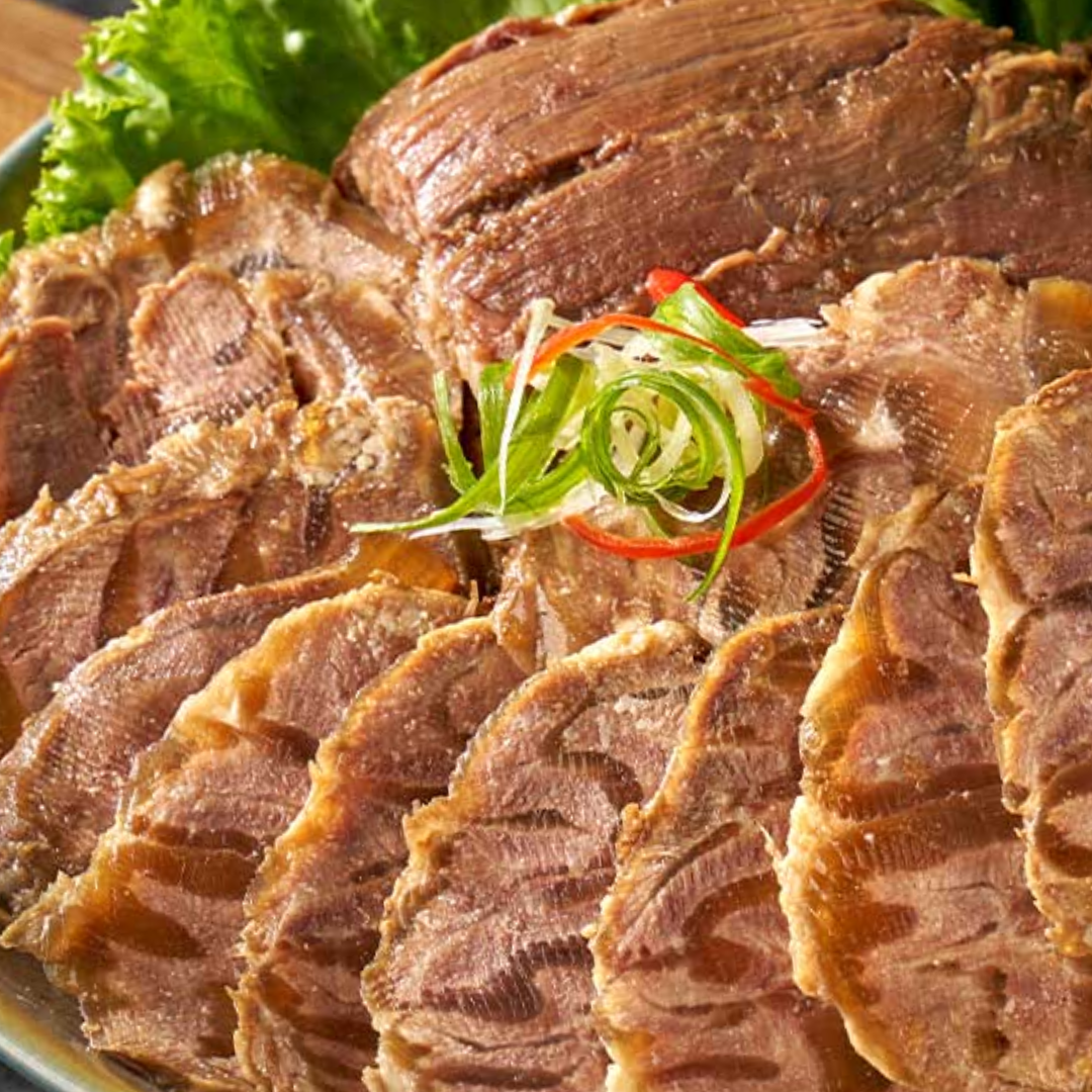 卤牛腱 (Braised Beef Shank)